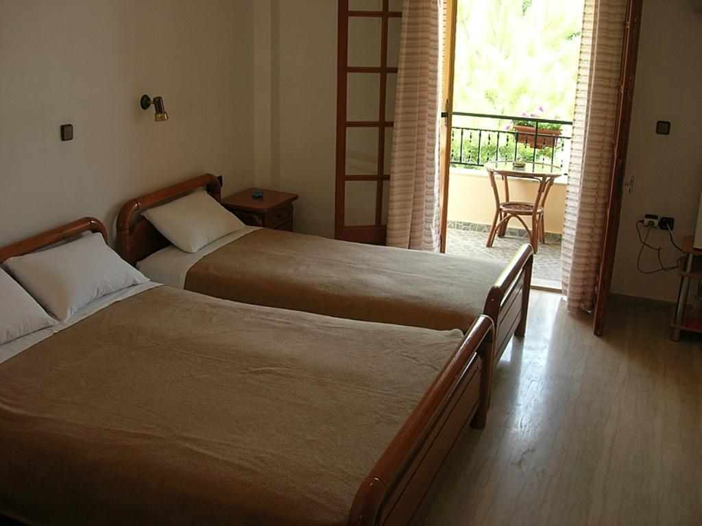 Regina Hotel Βασιλάτικα Εξωτερικό φωτογραφία