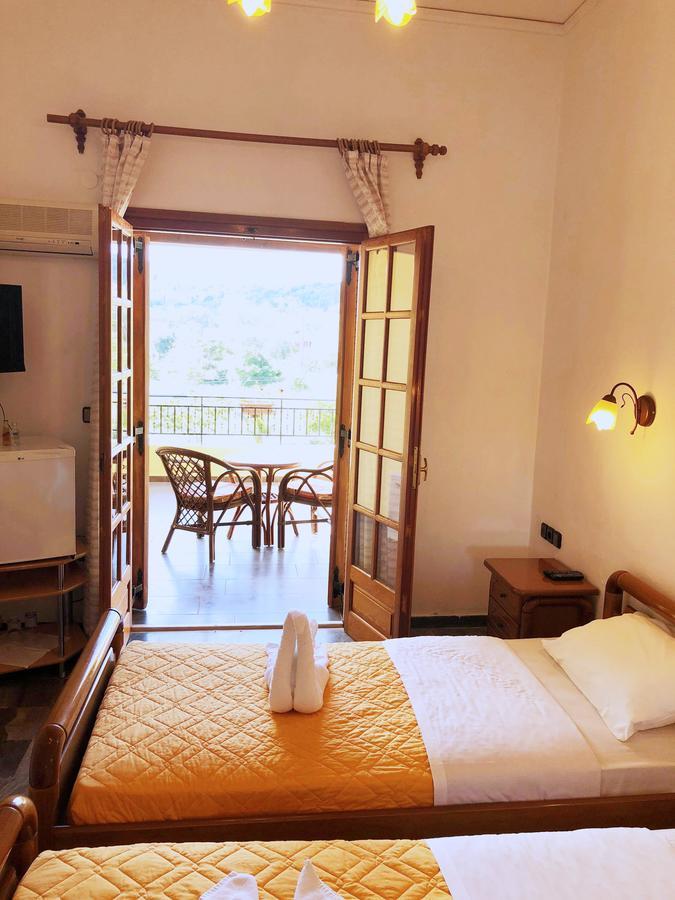 Regina Hotel Βασιλάτικα Εξωτερικό φωτογραφία