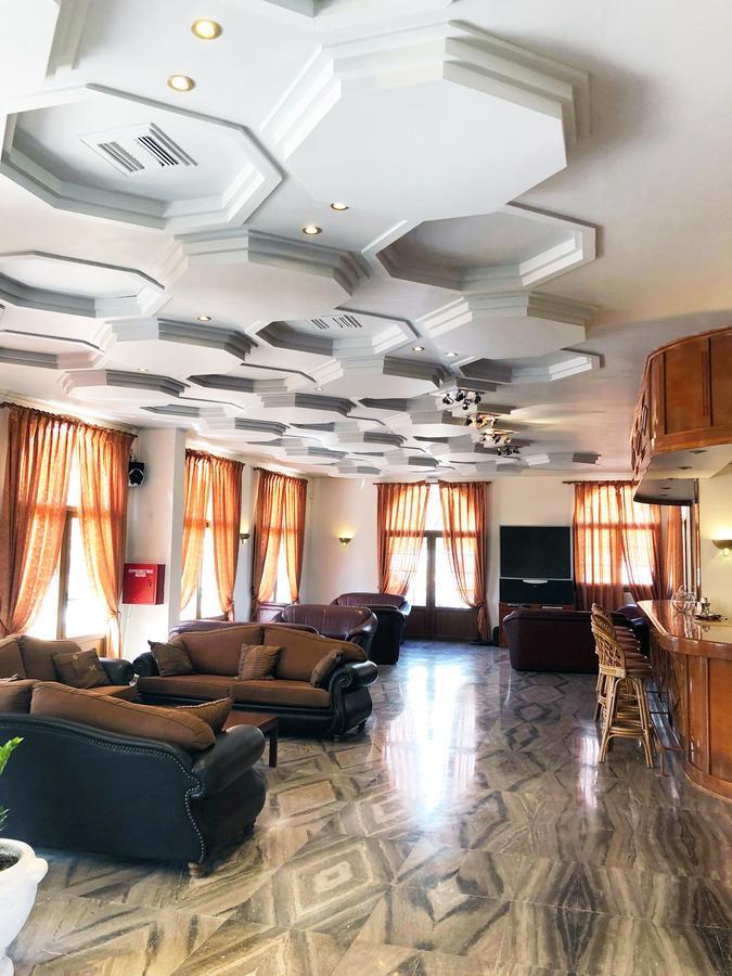Regina Hotel Βασιλάτικα Εξωτερικό φωτογραφία