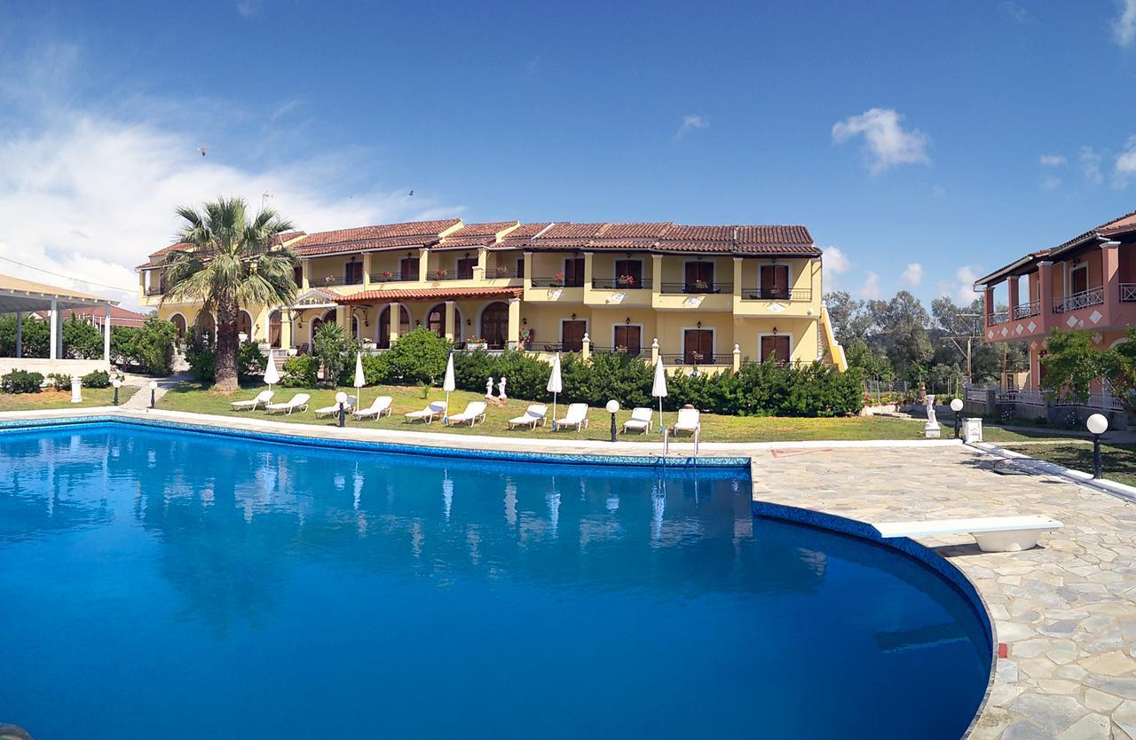 Regina Hotel Βασιλάτικα Εξωτερικό φωτογραφία